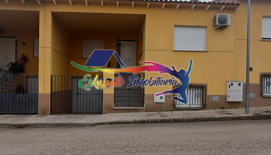 Foto 1 de Casa adosada en venta en Calle Turleque, 154, Villacañas, Toledo