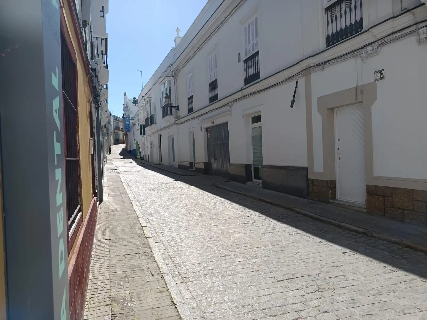 Außenansicht von Garage zum Verkauf in Chiclana de la Frontera