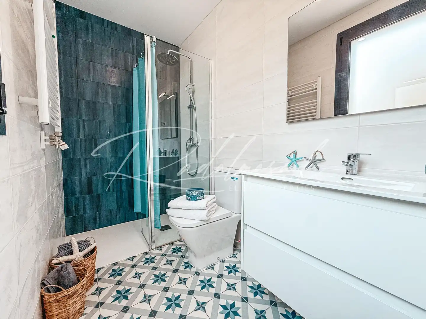 Baño de Casa adosada en venta en Cambrils con Calefacción, Jardín privado y Terraza
