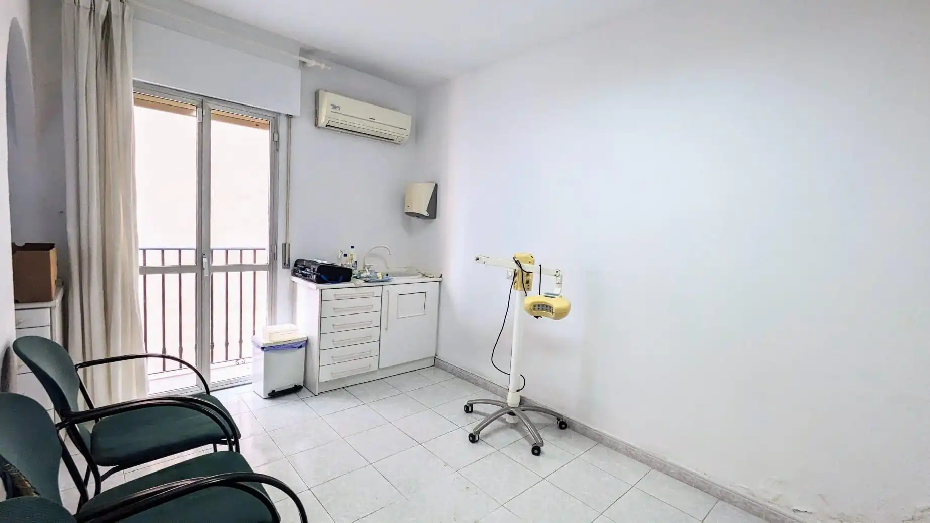 Flat for sale in Fuengirola  with Air Conditioner and Balcony
