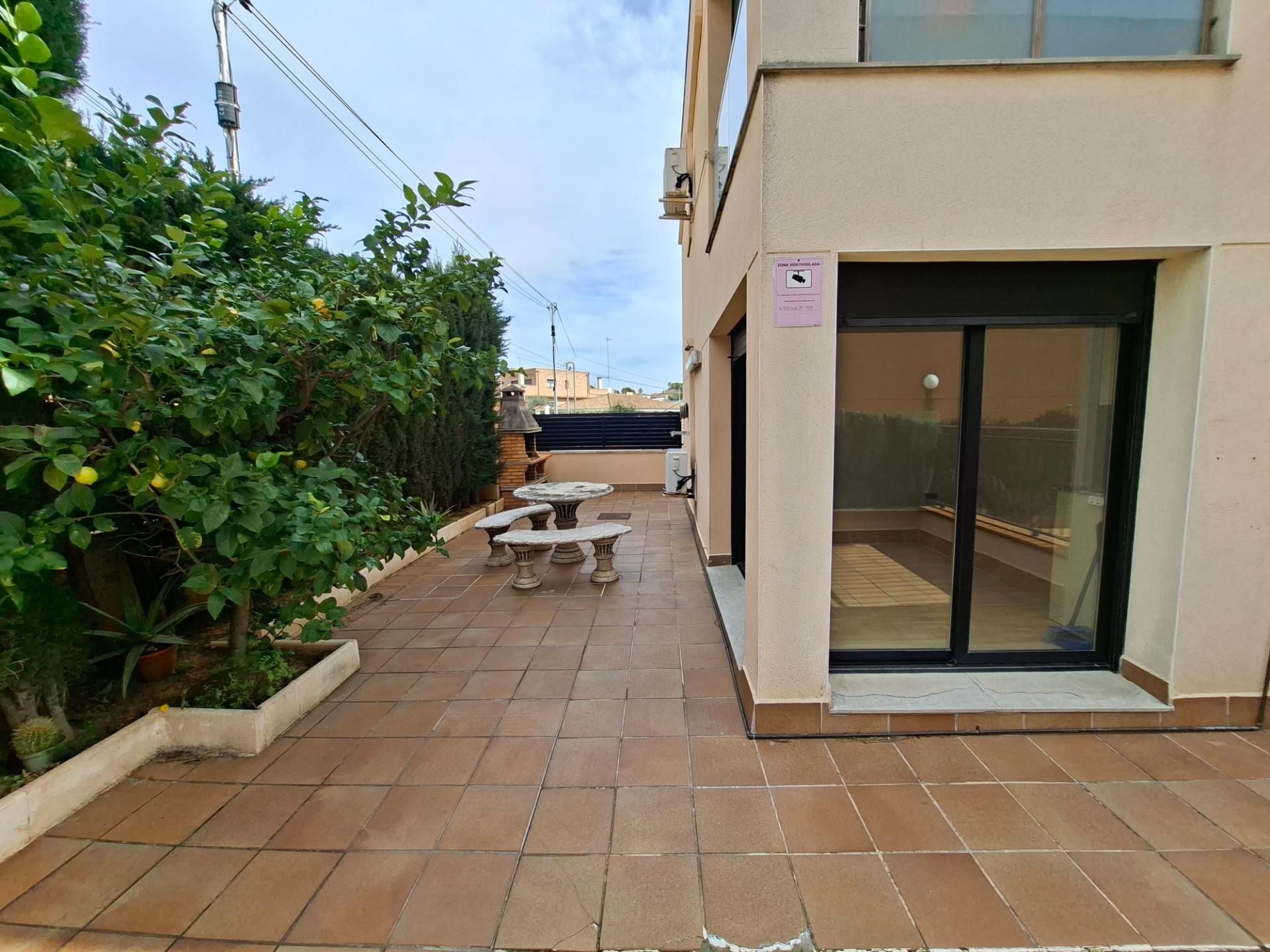 Planta baixa en venda a Segur de Calafell