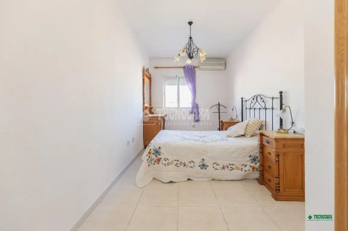 Habitación de Piso en venta en Almería con Trastero