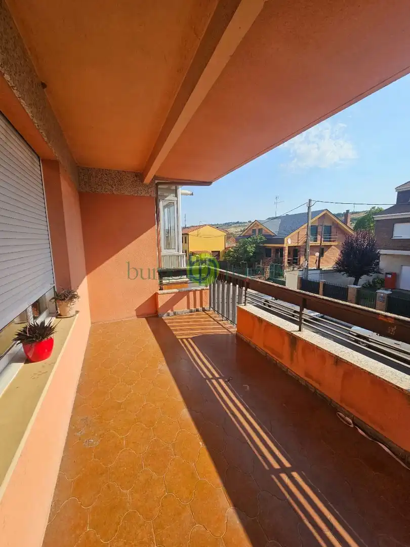 Terrassa de Casa o xalet en venda en Sariegos amb Calefacció, Terrassa i Balcó