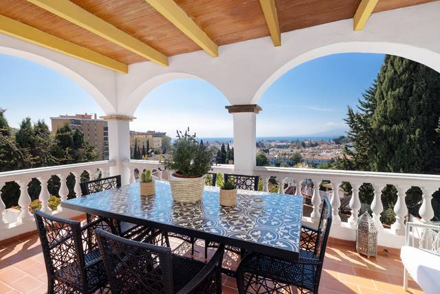 Casa-chalet en Venta en Calle Camelias en Pinares de San Antón