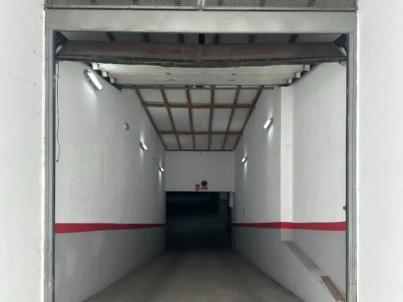 Parking de Garaje en venta en El Puerto de Santa María con Alarma