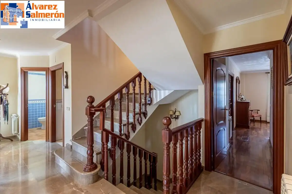 Casa con jardín en venta en Calle MARIANA PINEDA, imagen 18