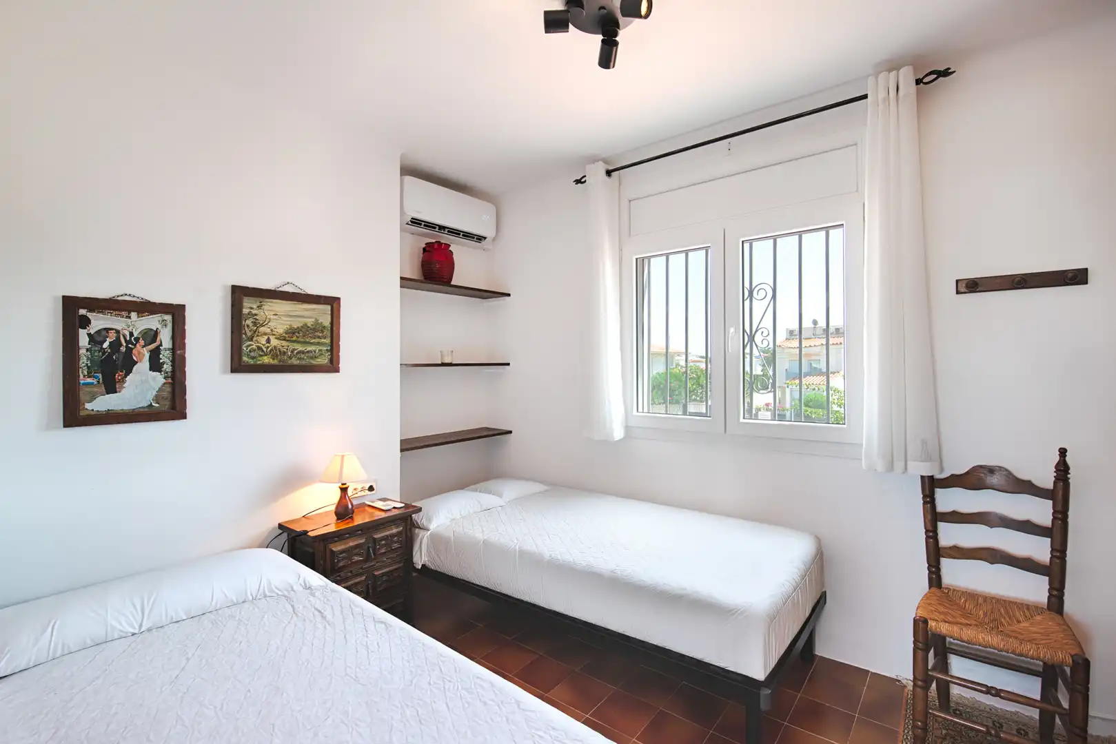 Bedroom of Houses for sale in Empuriabrava  with Air Conditioner and Private garden