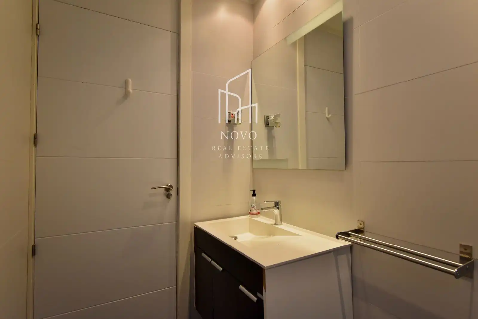 Badezimmer von Wohnung zur Miete in Madrid mit Klimaanlage, Heizung und Terrasse