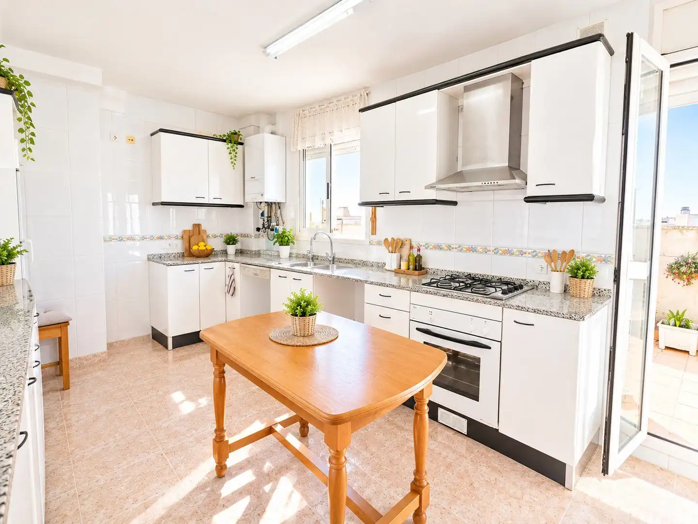 Kitchen of Attic for sale in El Vendrell  with Air Conditioner, Heating and Terrace