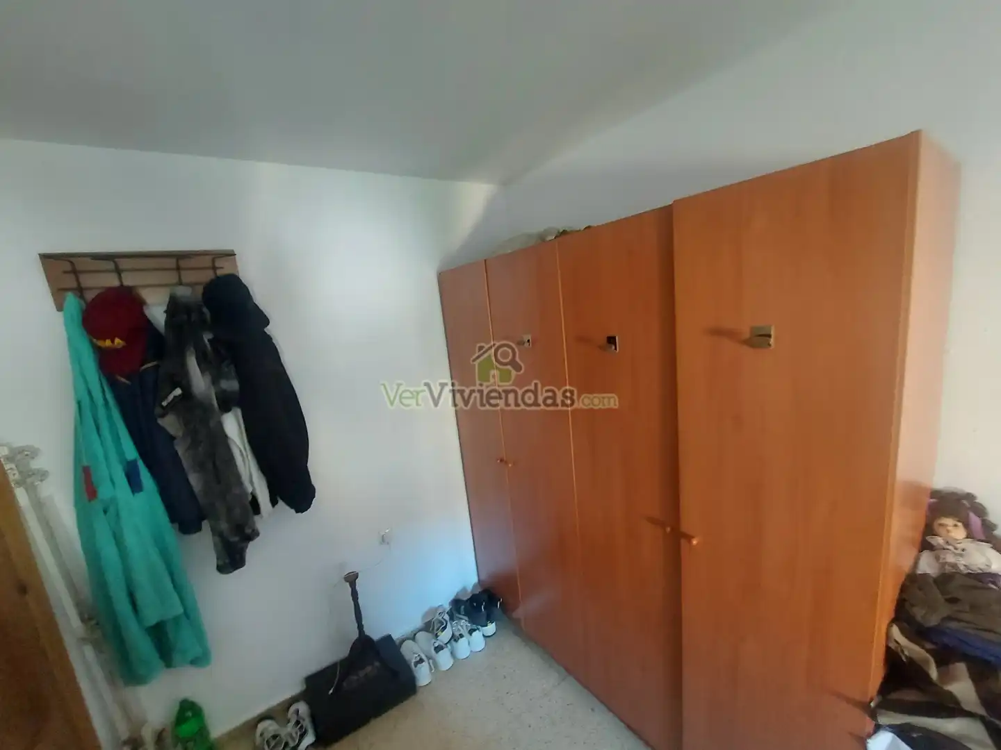 Casa adosada en venda a Carrer Josep Pla, 8, Abrera