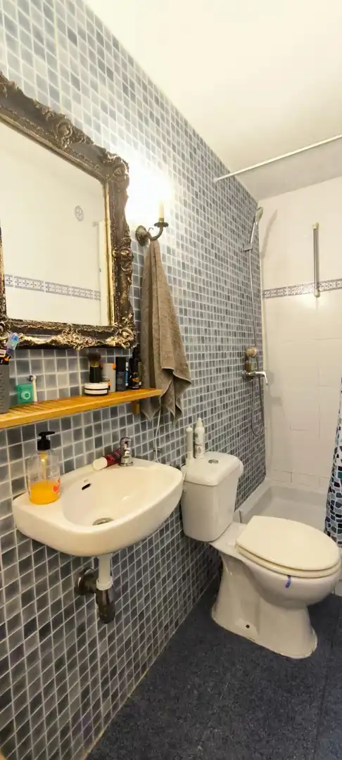 Baño de Planta baja en venta en Latina
