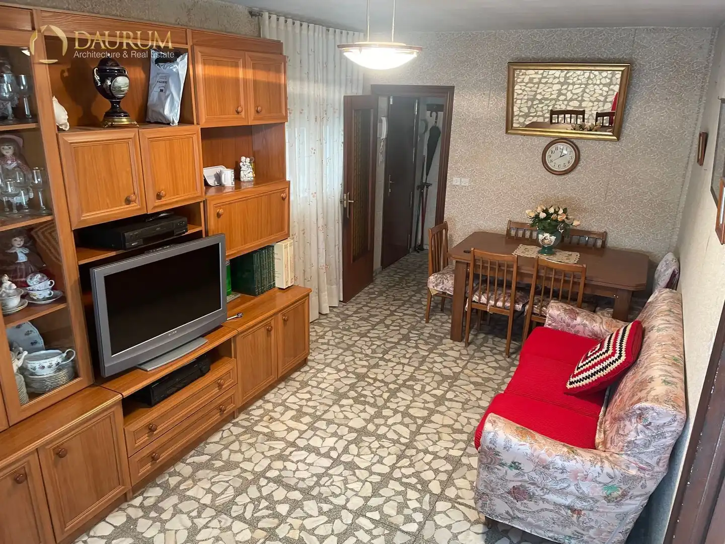 Sala d'estar de Pis en venda en Madrid amb Calefacció