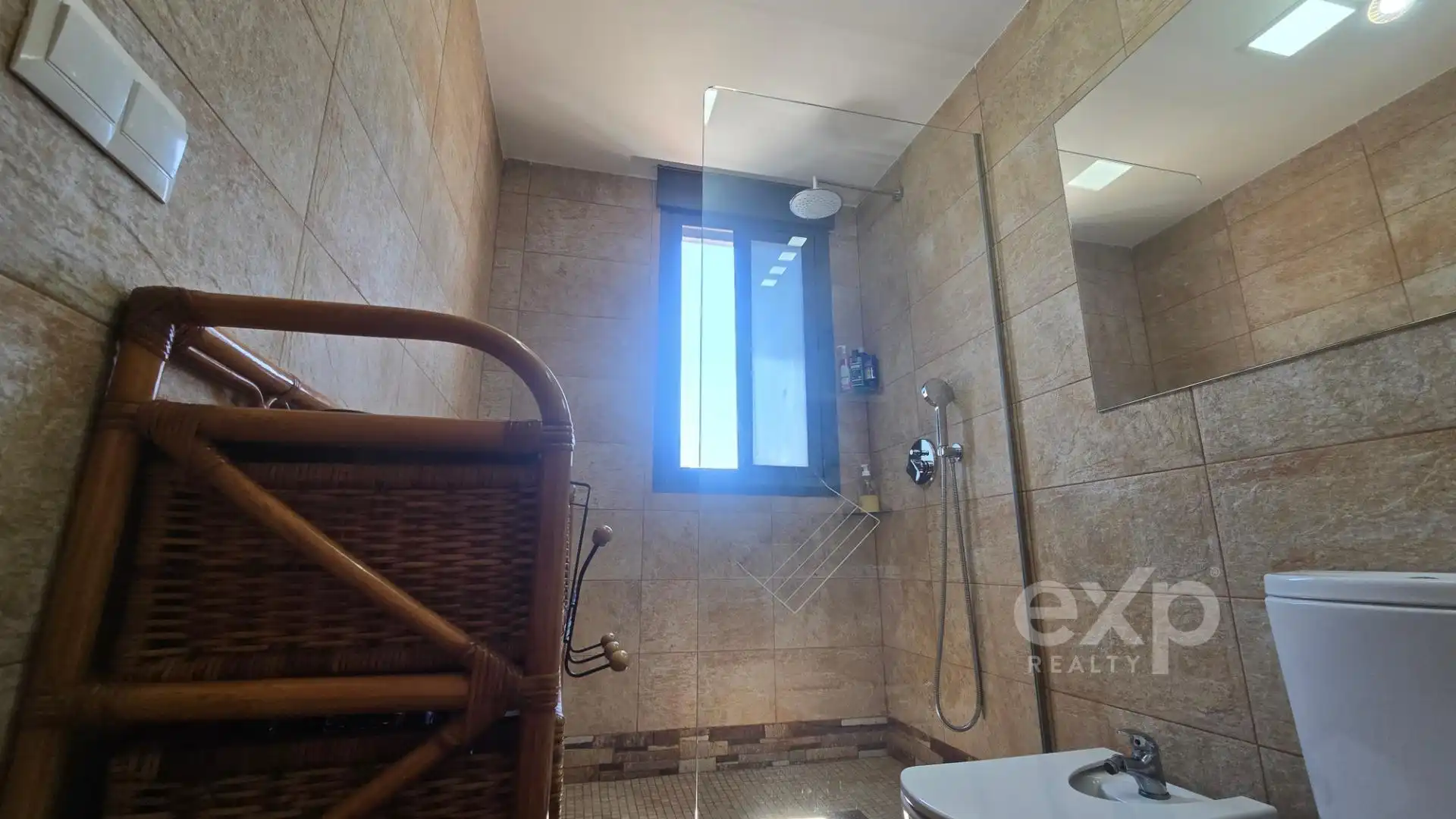 Bathroom of Flat for sale in Almenara  with Heating, Parquet flooring and Storage room
