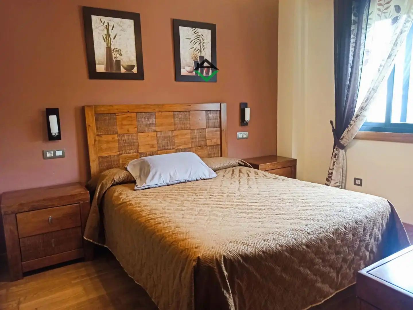 Habitación de Casa o chalet en venta en Cangas  con Terraza, Piscina y Amueblado