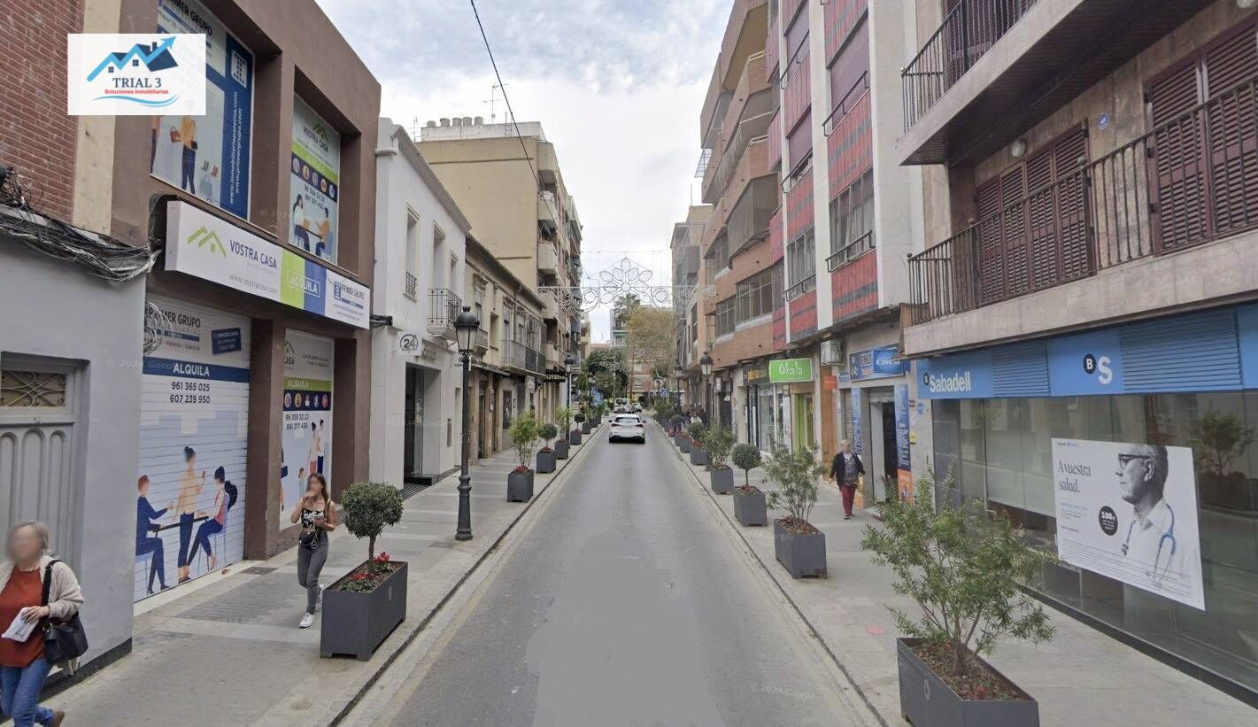 Vista exterior de Traster en venda en Paterna