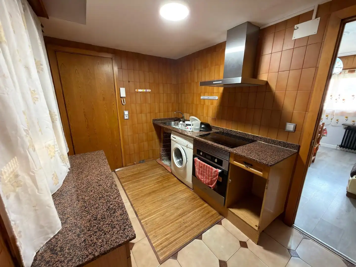 Flat with lift for sale in Reyes Católicos - Paseo San Antonio, imagen 7