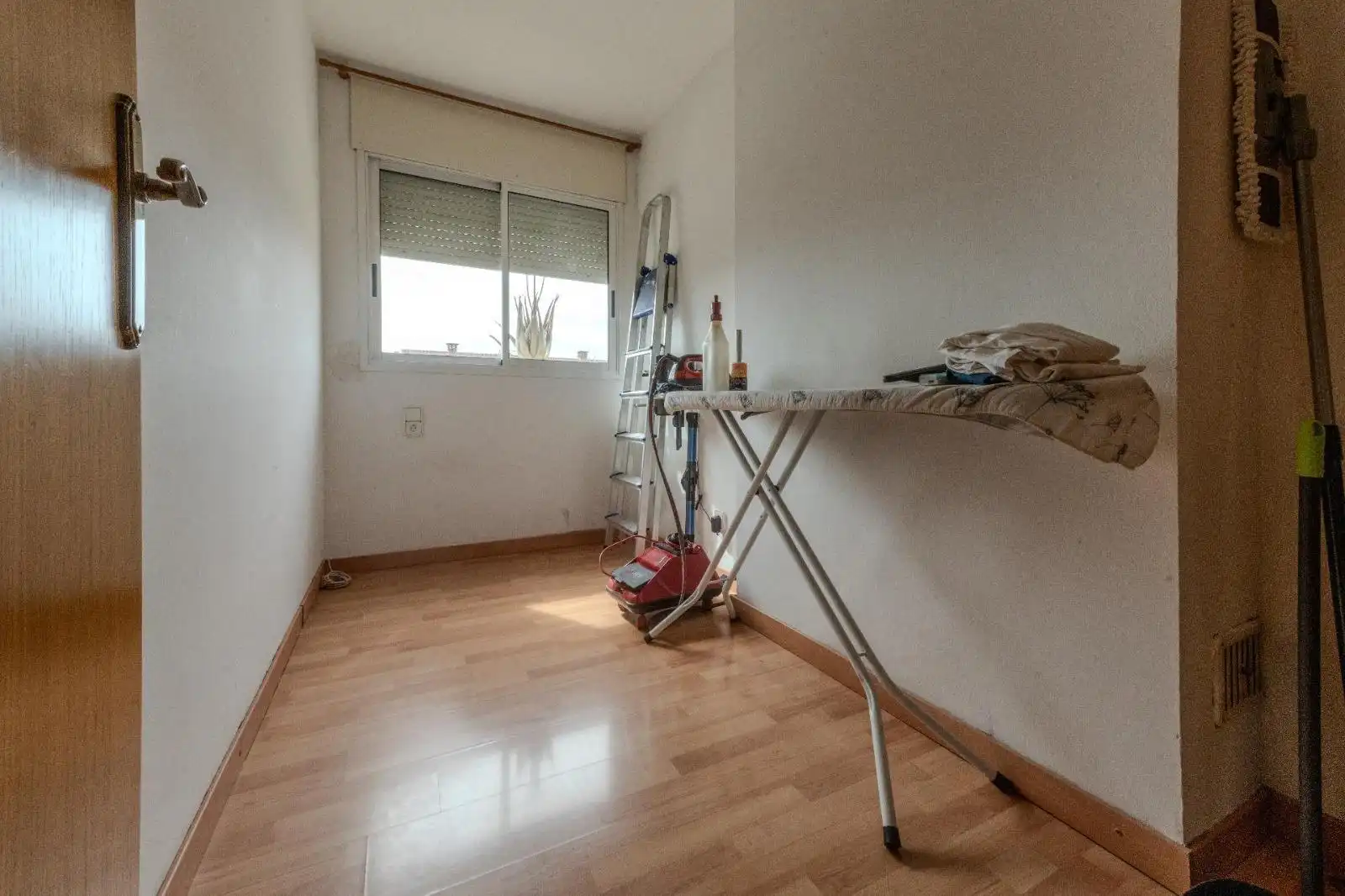 Dormitori de Casa o xalet en venda en Castellar del Vallès amb Aire condicionat, Calefacció i Jardí privat