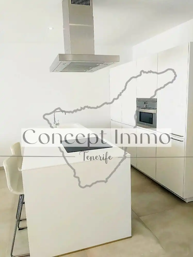 Vista exterior de Casa adosada en venta en Adeje con Aire acondicionado, Jardín privado y Terraza
