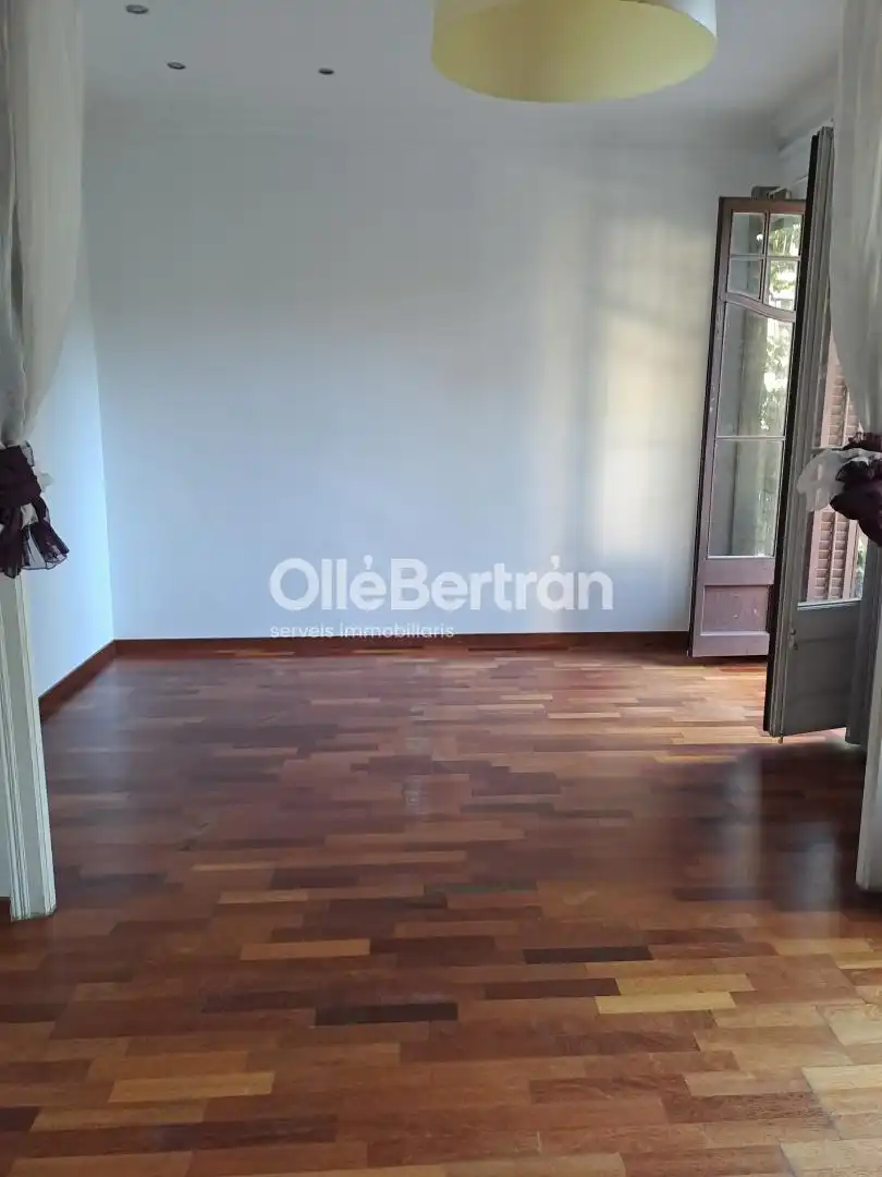 Bedroom of Flat for sale in Barcelona  with Balcony