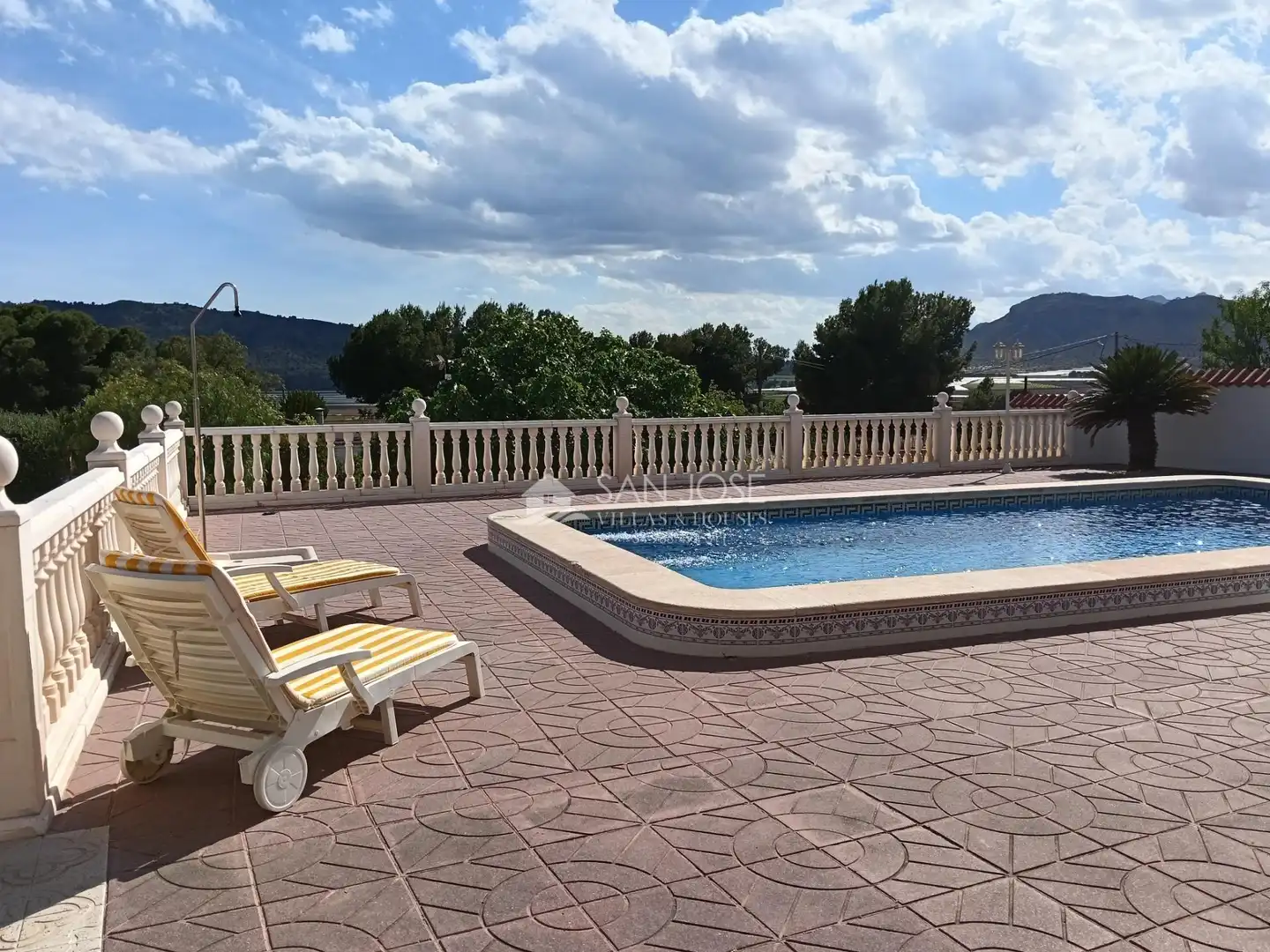 Piscina de Casa o chalet en venta en Aspe con Aire acondicionado, Calefacción y Jardín privado