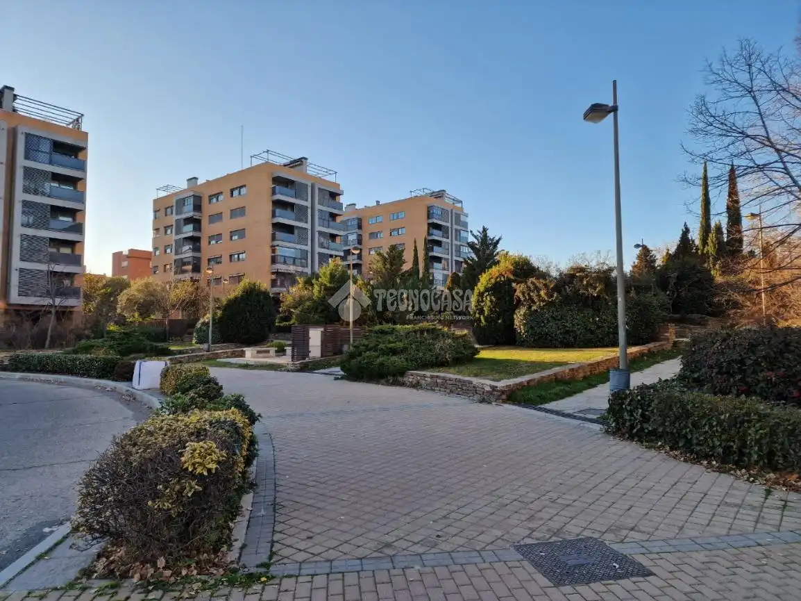 Aparcament de Dúplex en venda en Alcorcón amb Calefacció