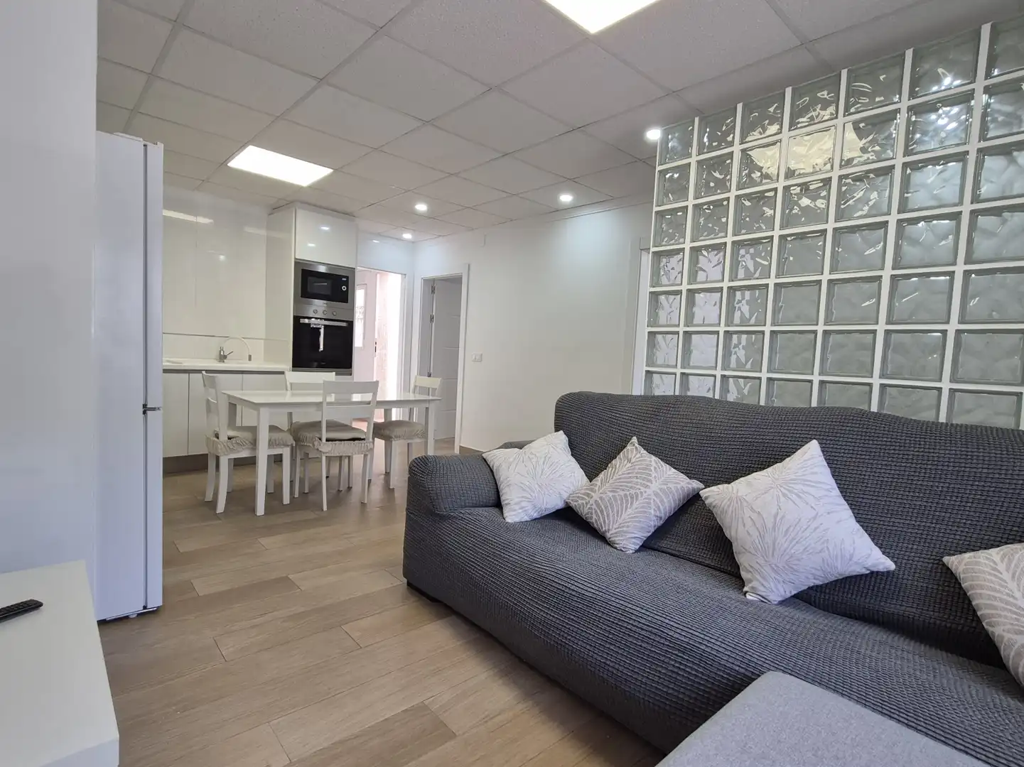 Sala de estar de Casa adosada de alquiler en Vila-real con Terraza