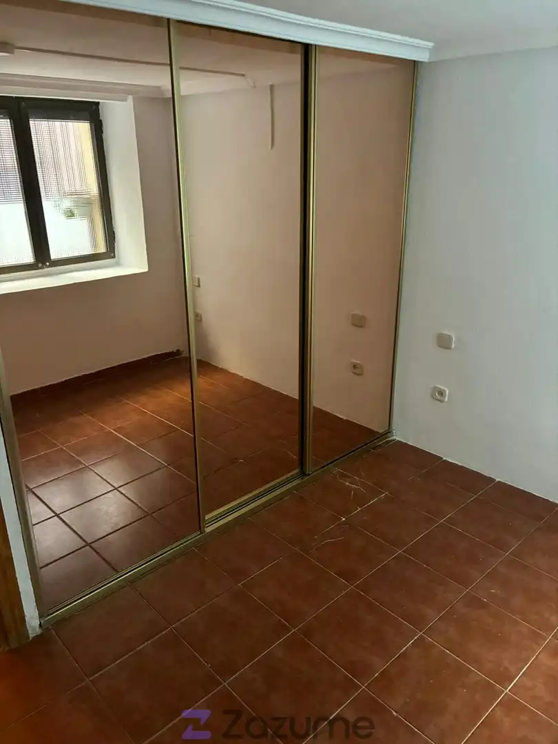 Schlafzimmer von Maisonette zur Miete in Madrid mit Heizung, Abstellraum und Möbliert