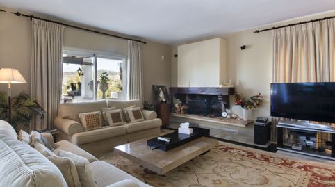Villa con vistas en primera línea de golf en Marbella, imatge 5