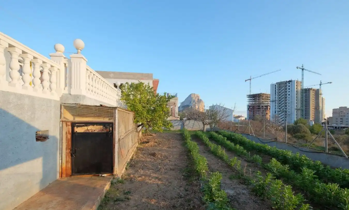 Chalet con terraza en venta en Marisol Park - Ortembach - Los Almendros, imagen 32