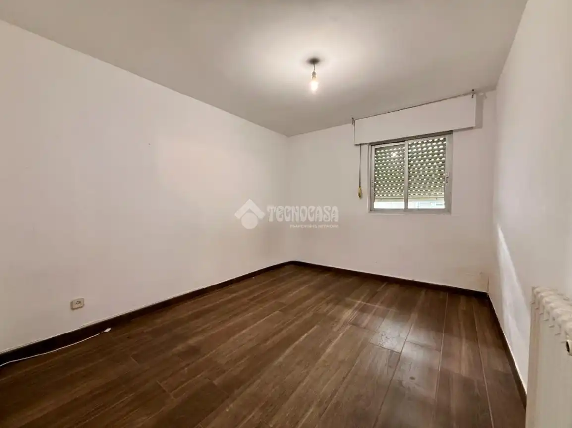 Bedroom of Flat for sale in Moratalaz