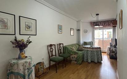 Schlafzimmer von Wohnung zum verkauf in  Albacete Capital mit Terrasse und Balkon