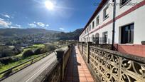 Vista exterior de Casa o xalet en venda en Oviedo  amb Calefacció i Terrassa