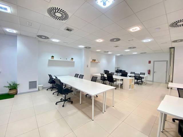 Oficina en Alquiler en Museros