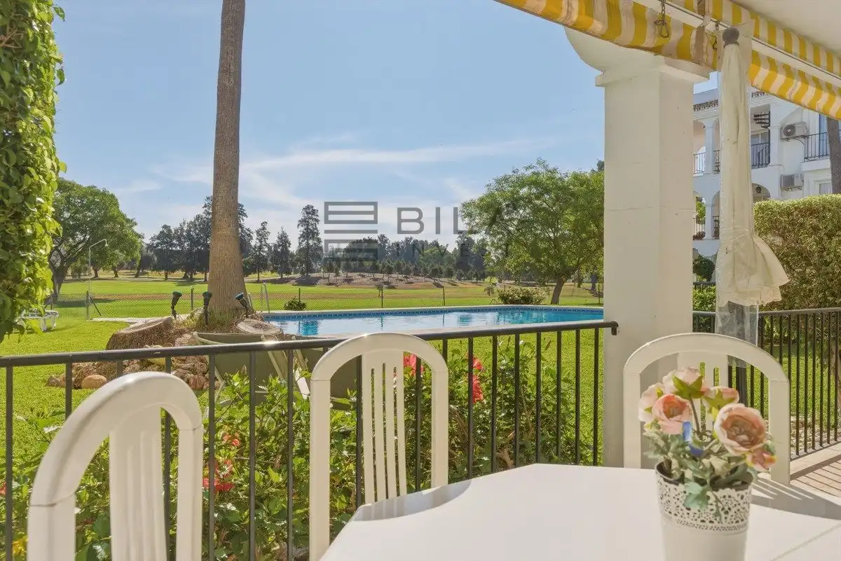 Flat for sale in La Siesta, Mijas Golf