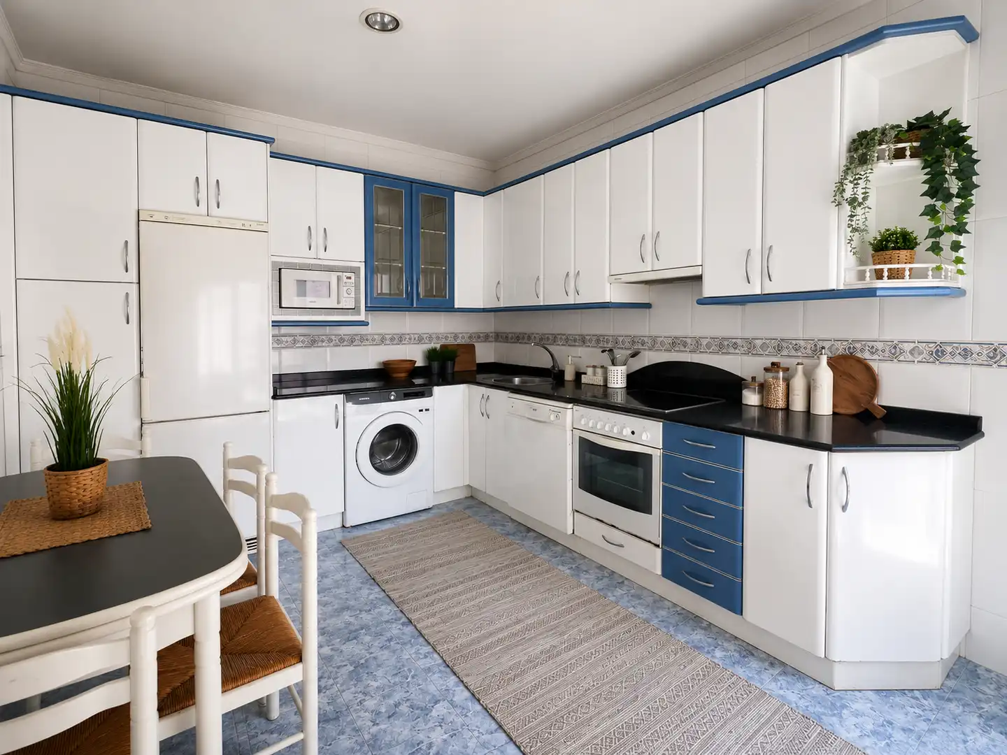 Kitchen of Flat for sale in Bilbao   with Heating and Terrace