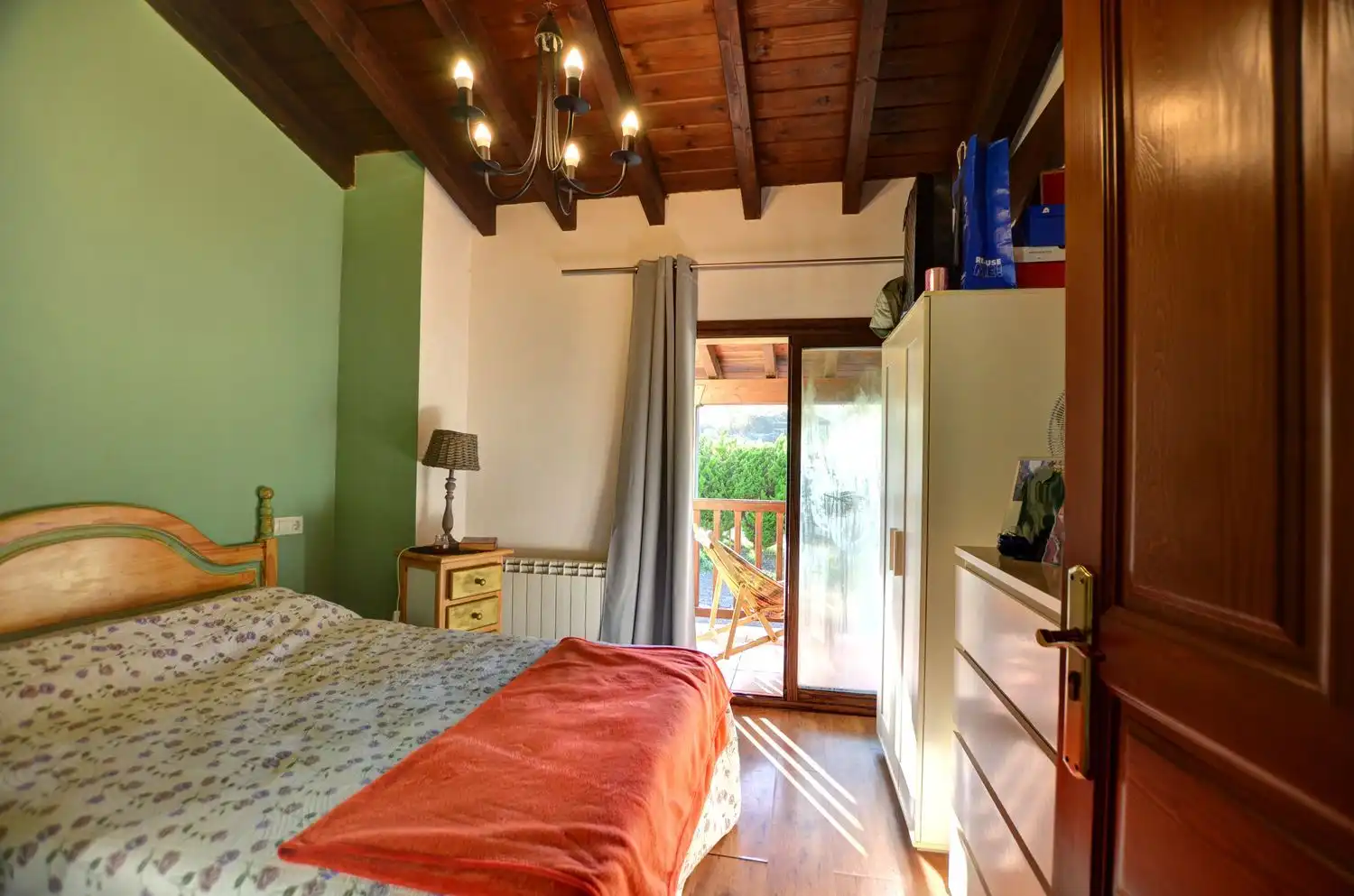 Bedroom of Houses for sale in Cangas de Onís  with Heating, Terrace and Swimming Pool
