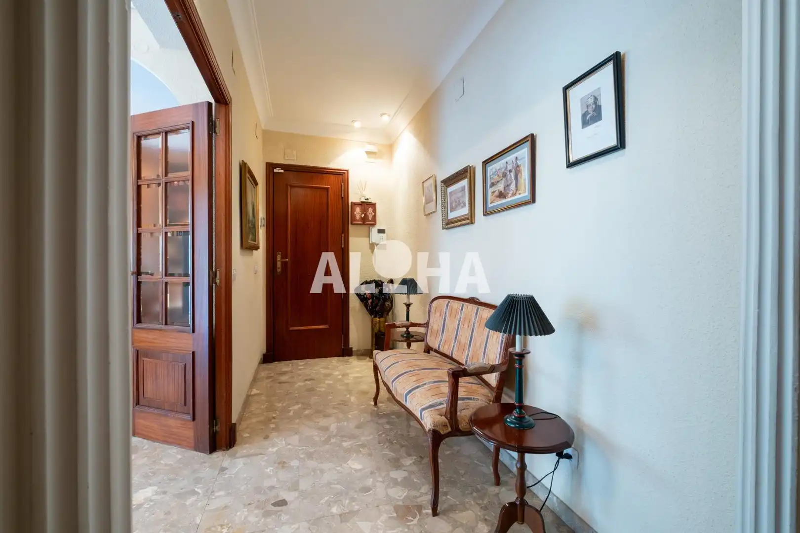 Flat for rent in Valencia  with Air Conditioner, Heating and Furnished