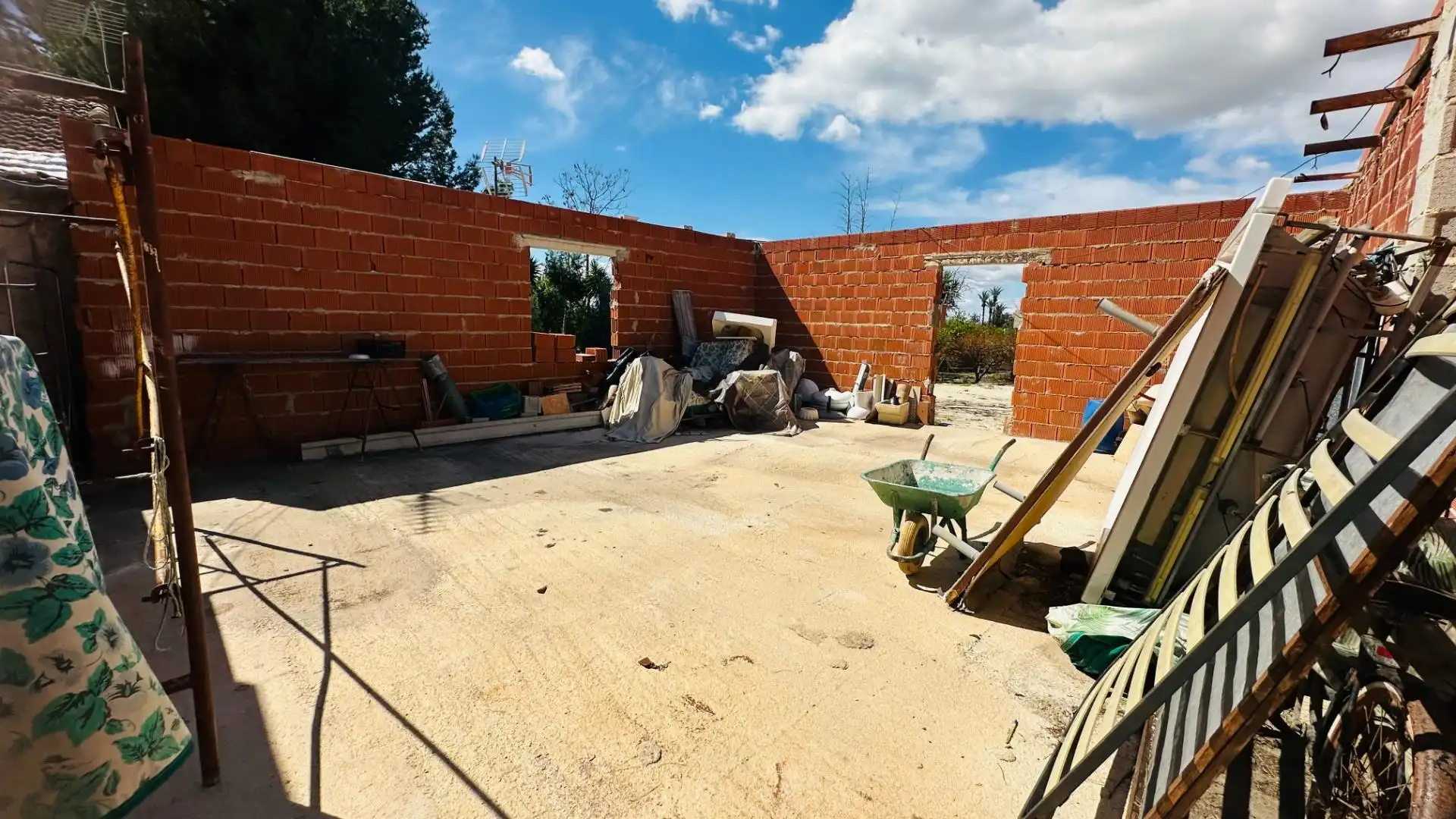 Casa o xalet en venda en Elche / Elx amb Jardí privat, Traster i Piscina