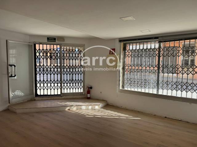Local comercial en Alquiler en Banyeres