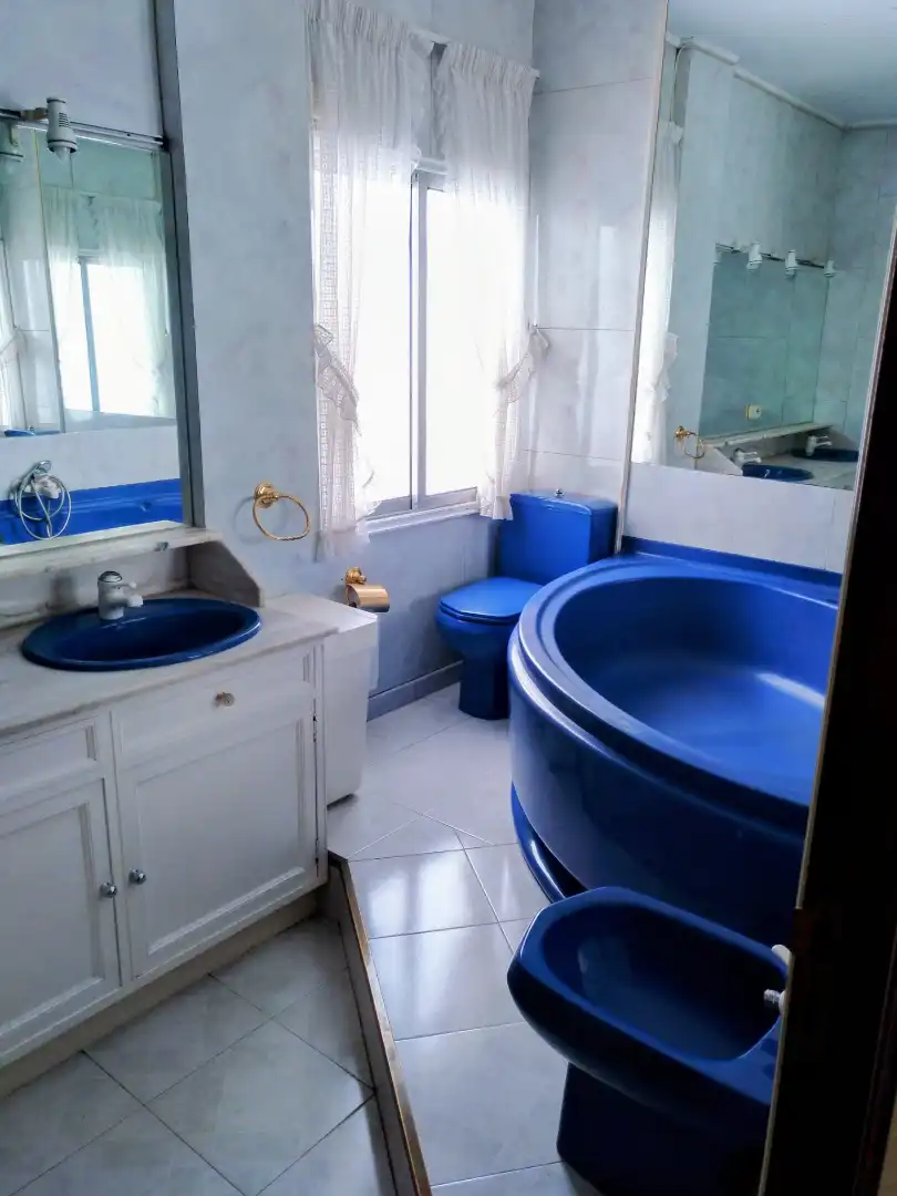 Baño de Piso de alquiler en Zaragoza con Calefacción, Amueblado y Horno