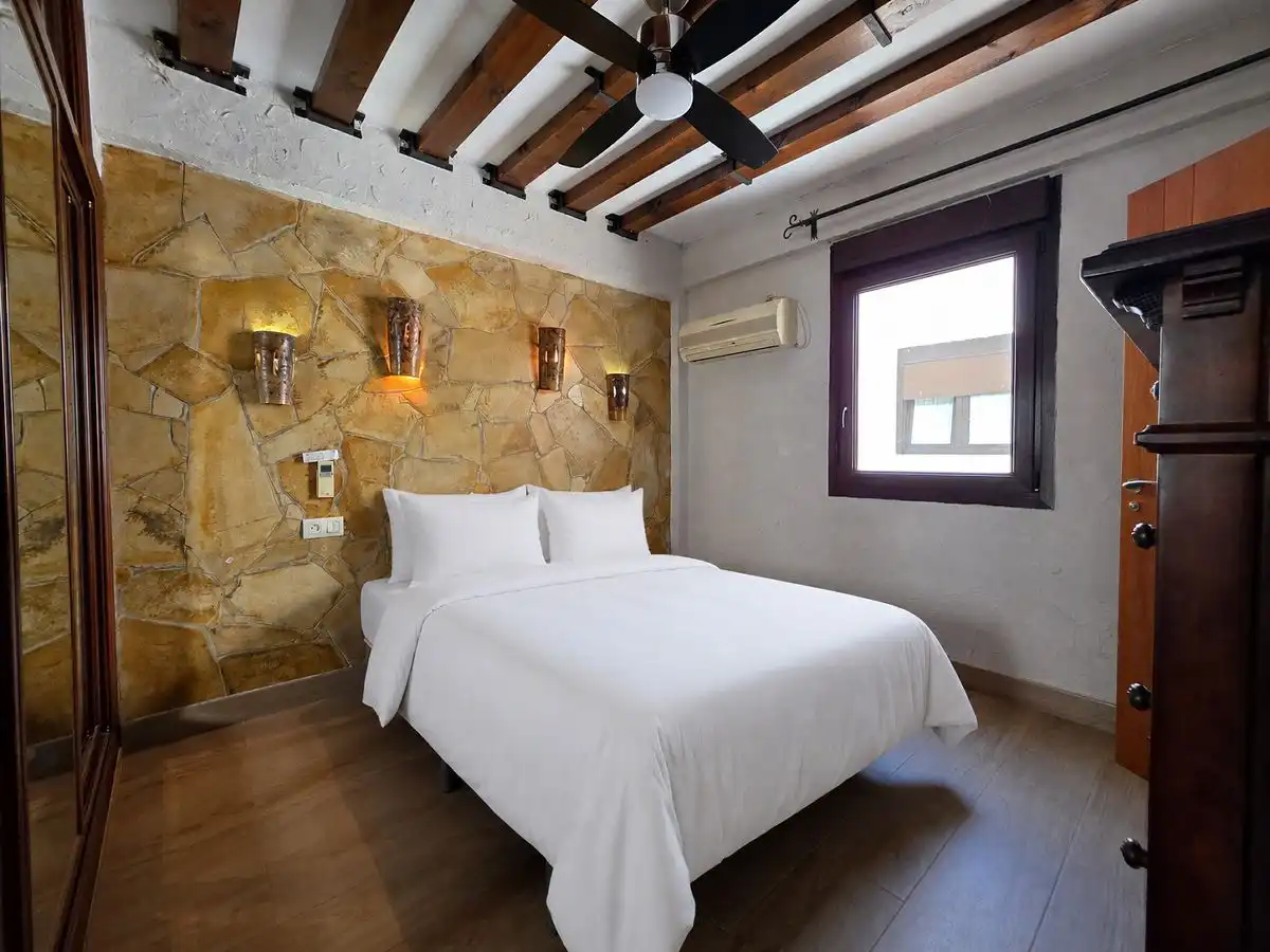 Habitación de Piso en venta en Sevilla con Aire acondicionado, Calefacción y Terraza