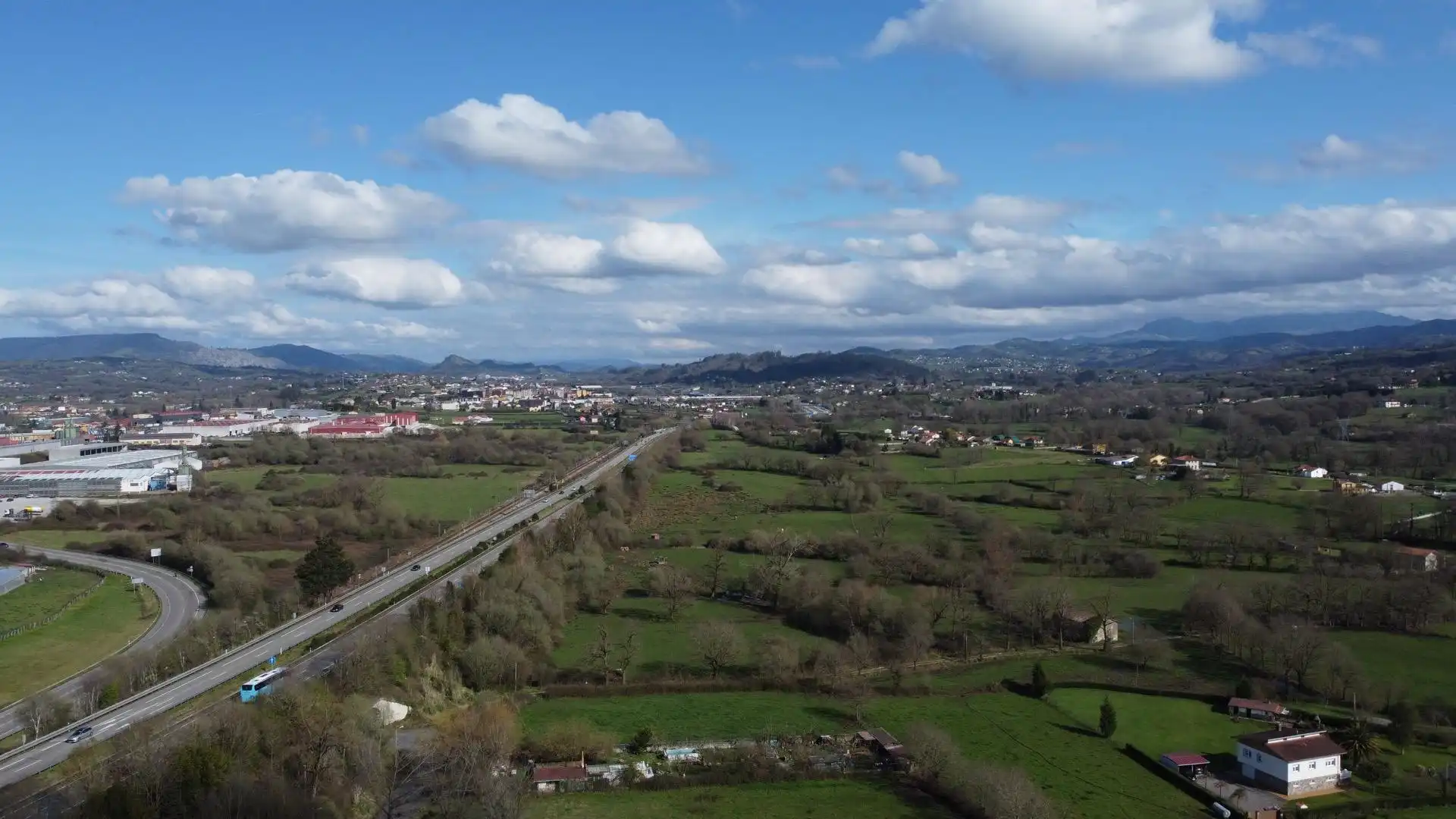 Exterior view of Houses for sale in Siero