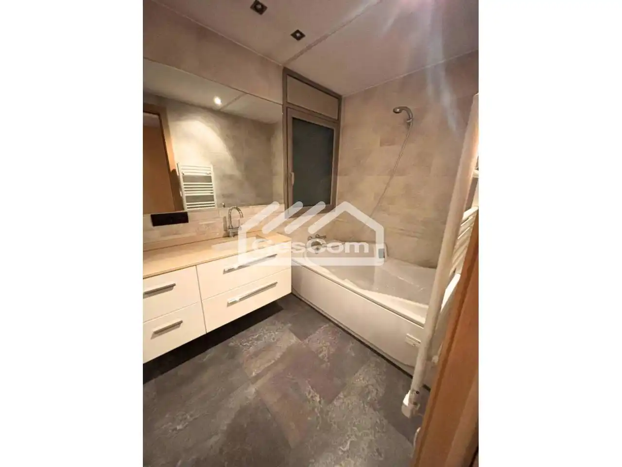 Baño de Ático en venta en Escaldes – Engordany con Aire acondicionado, Calefacción y Terraza