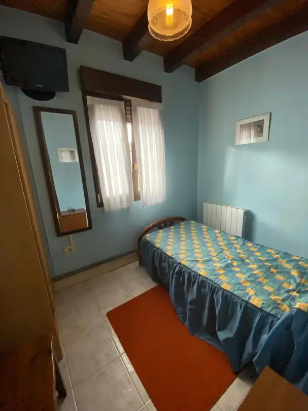Schlafzimmer von Gebäude zur Miete in Zaratamo