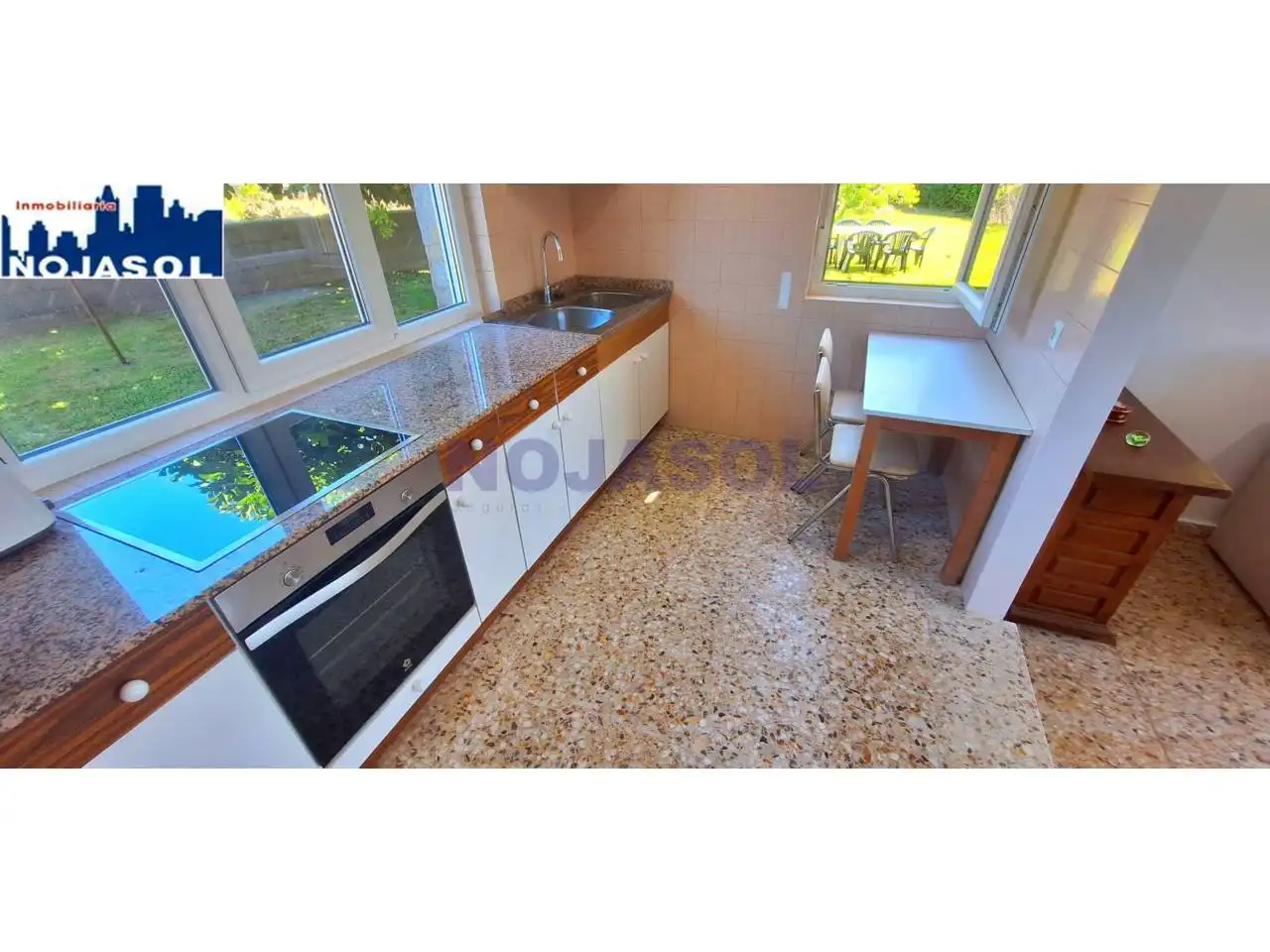 Cocina de Casa o chalet de alquiler en Noja con Calefacción, Jardín privado y Amueblado