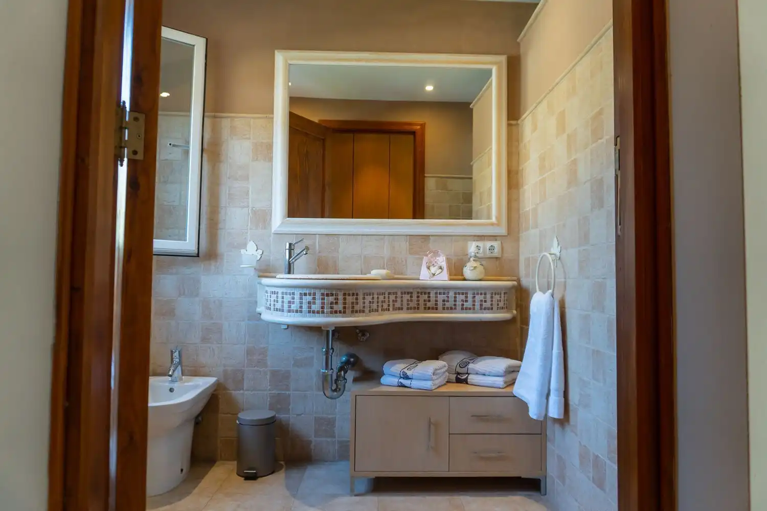Bathroom of Houses for sale in Calvià  with Air Conditioner, Heating and Private garden