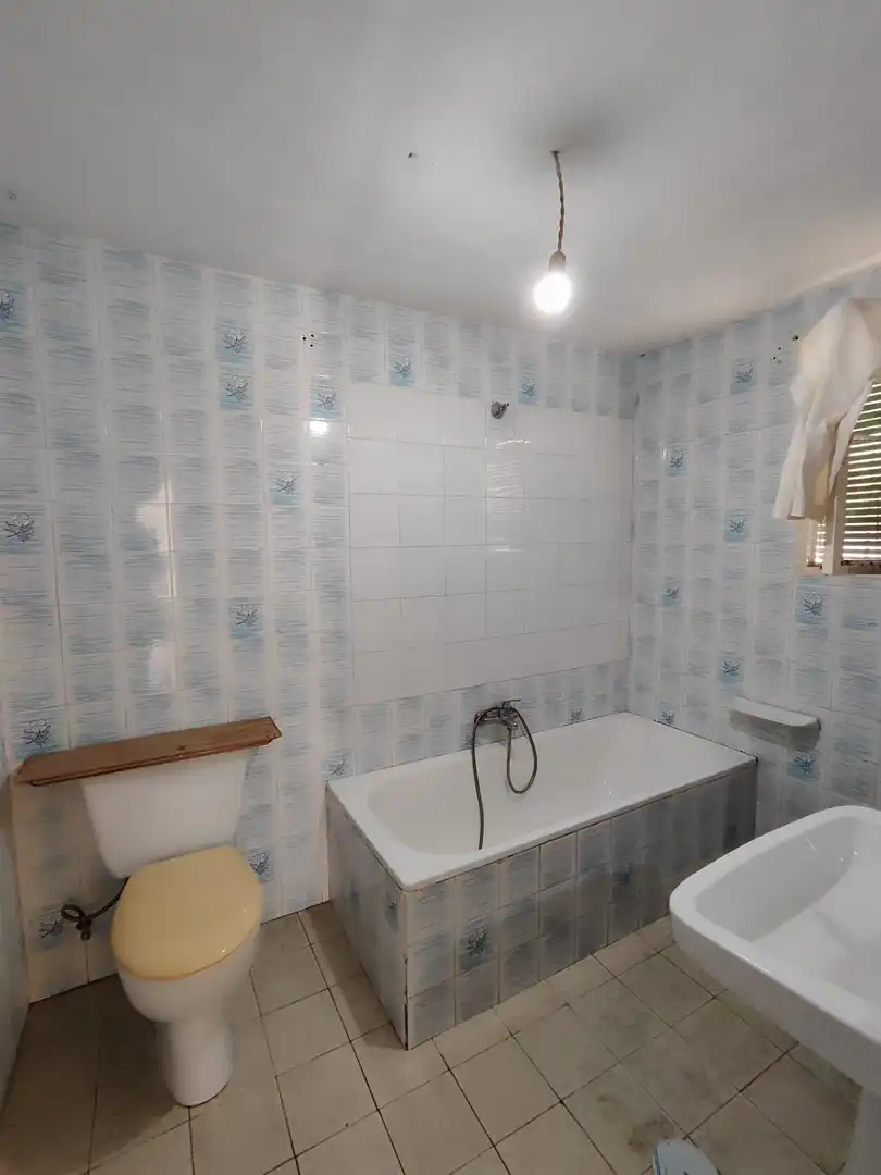 Bathroom of Houses for sale in Dehesas Viejas