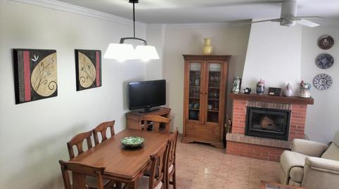 Foto 3 de Casa adosada en venda a  Pintor Tarraso, Navarrés, Valencia