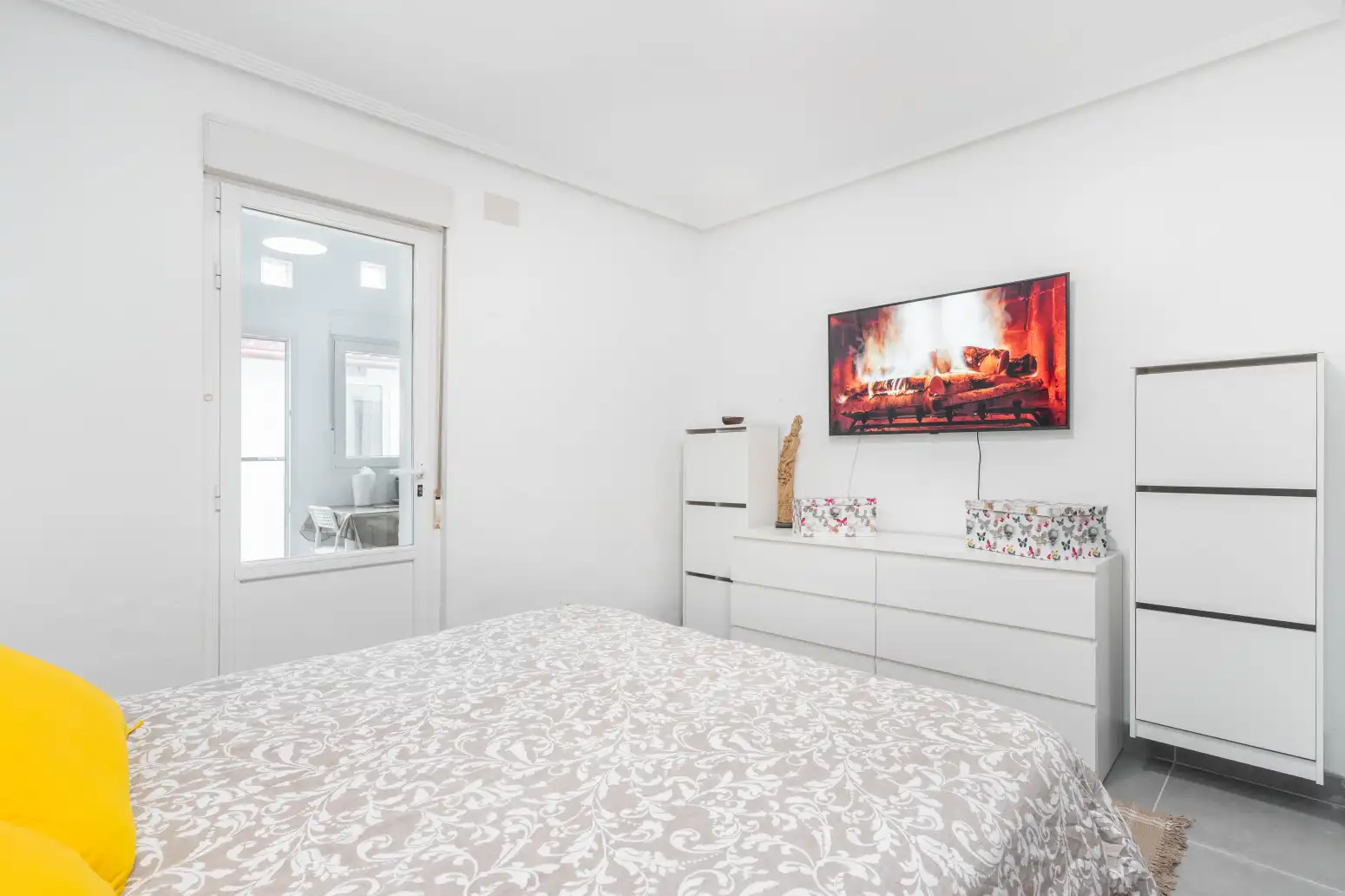 Schlafzimmer von Einfamilien-Reihenhaus zum Verkauf in Mieres (Asturias) mit Heizung, Terrasse und Abstellraum
