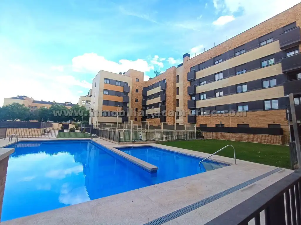 Swimming pool of Apartments for sale in  Logroño  with Air Conditioner, Heating and Parquet flooring